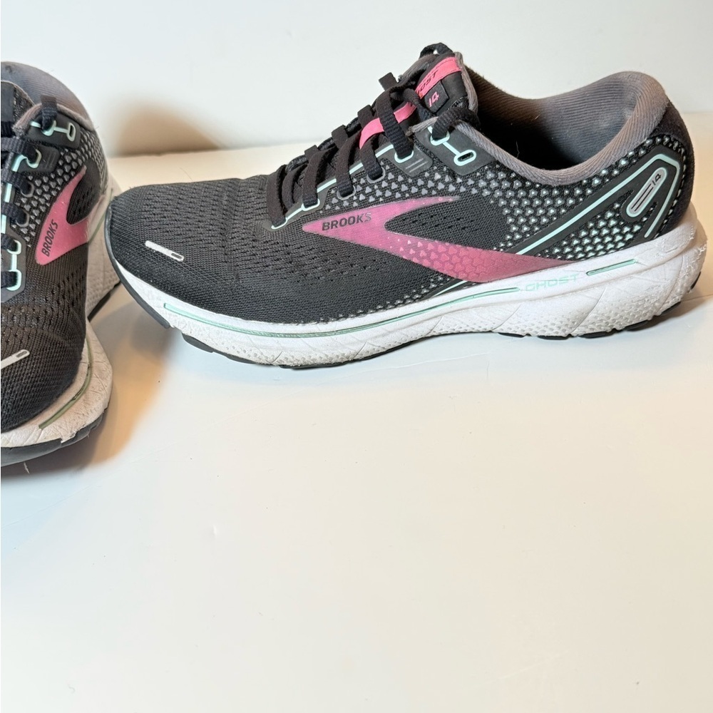 Brooks Women's Ghost 14 Black Pink Athletic Running Shoes Sneakers Size 8 - Picture 4 of 9